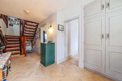 Saxon_house-25