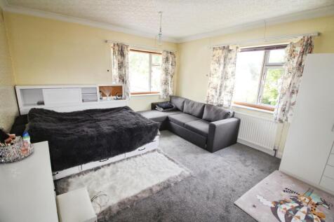 Bedroom 1..JPG