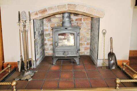 Fireplace.JPG