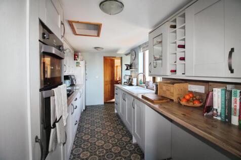 Kitchen,.JPG