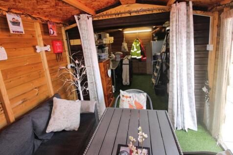 Summer house..JPG