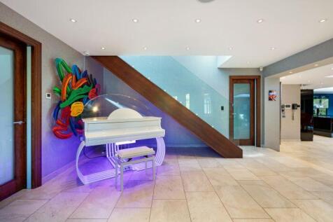 Property Image 4