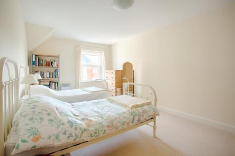 6 Warwick house-1001