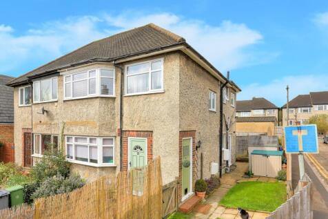 16 Watsons Walk-1317
