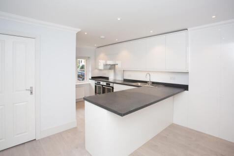 14 Avenue rd 1.jpg