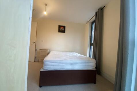 bed 1 2