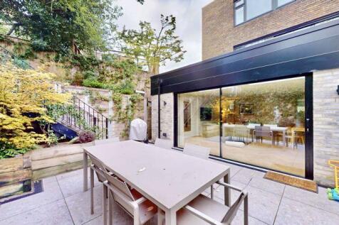 deck to house 2