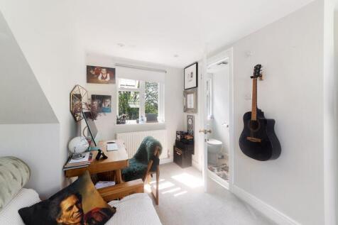 top floor bedroom