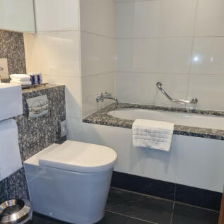 Property Image 6