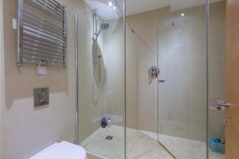 1A Breakspear Mews-17.jpg