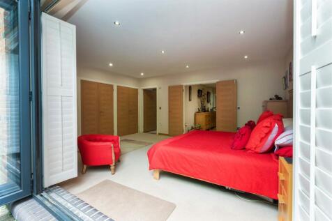 1A Breakspear Mews-11.jpg