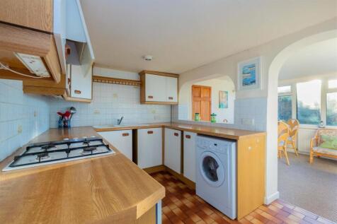 2 White Cottage-23.jpg