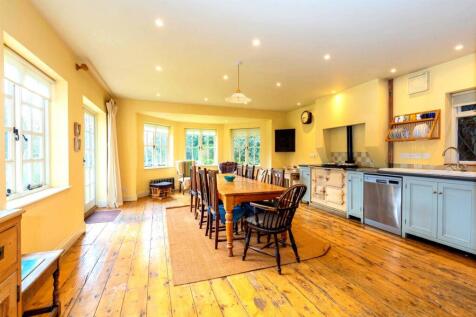 Oakwood House-30.jpg