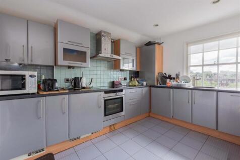 Flat 5 6 River Terrace-11.jpg