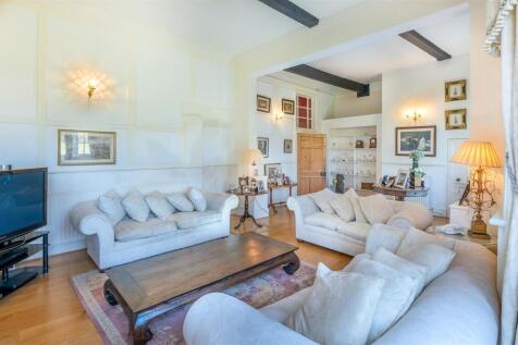 3 Yewden Manor-38.jpg