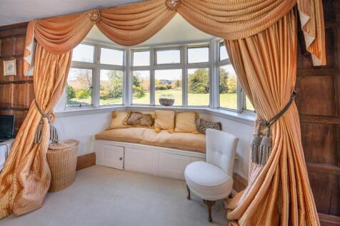 3 Yewden Manor-41.jpg