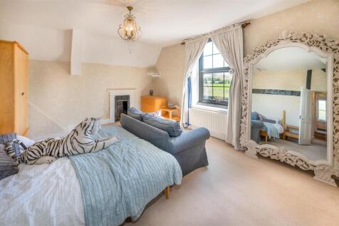 3 Yewden Manor-44.jpg