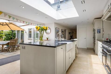 96360_1-Wootton-Road  (10).jpg