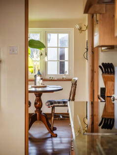 OldPostCottage-67