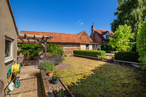 2FakenhamRoad-78