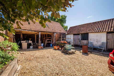 2FakenhamRoad-86