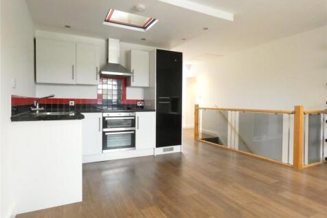 Kitchen / Lounge