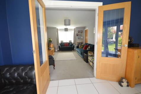 Open to Sitting Room