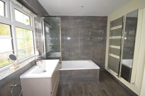 Ground Floor Bathroom