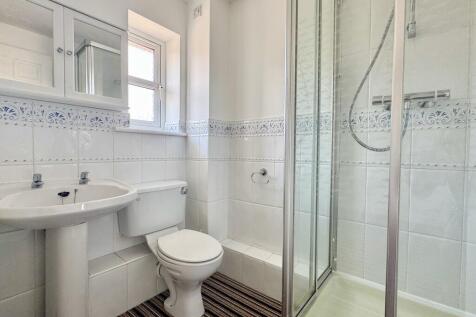 Ensuite Shower Ro...