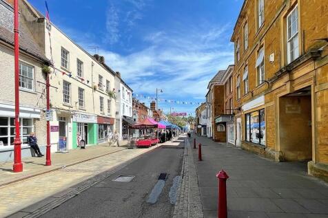 Daventry Town Cen...
