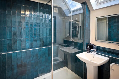 Stunning Shower R...