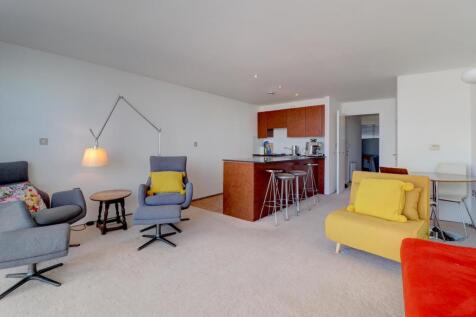 Living room ii.jpg
