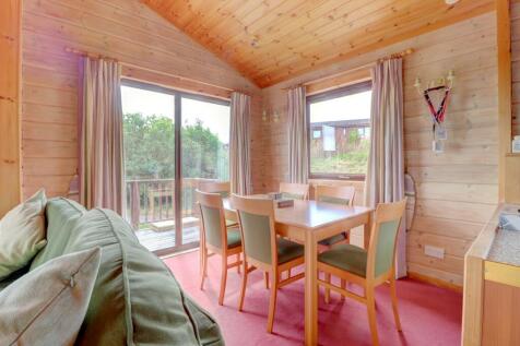 Dining area.jpg