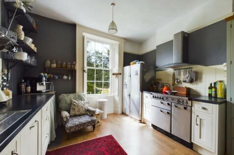 Kitchen .2.jpg