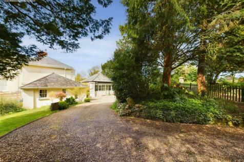 Driveway .2.jpg