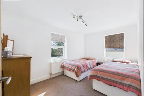 Bedroom 3.jpg