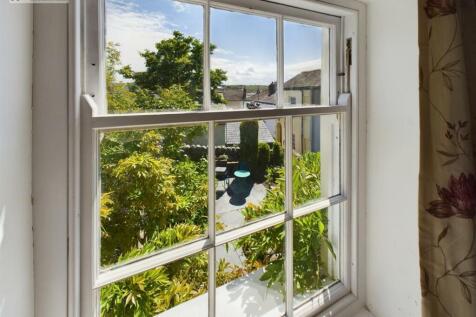 First floor window.jpg