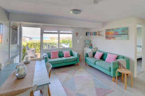 Lounge area.jpg