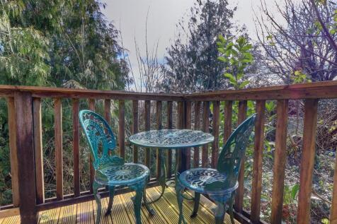 Decking .2.jpg