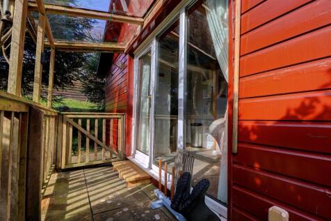 Decking .3.jpg