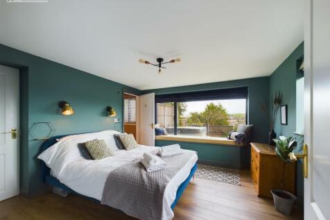 Bedroom 2 ii.jpg