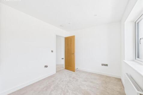 Bedroom 3.jpg
