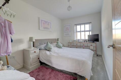 Bedroom 2.jpg