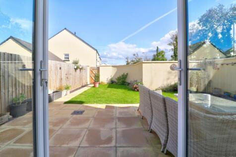 Rear garden iii.jpg