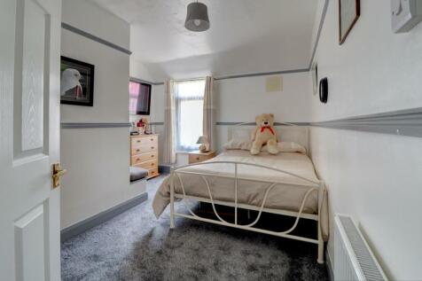 Bedroom 2.jpg