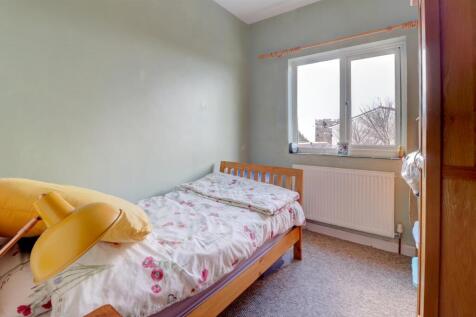 Bedroom 2.jpg