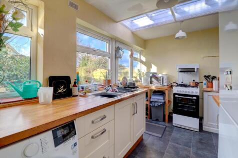 Kitchen ii.jpg