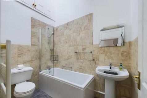 Bathroom.jpg