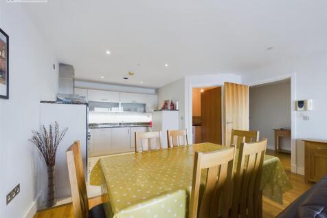 Dining Kitchen.jpg