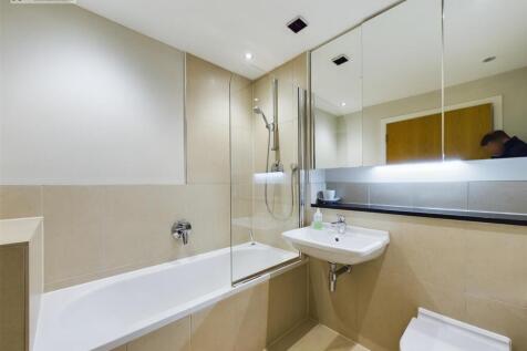 Bathroom.jpg